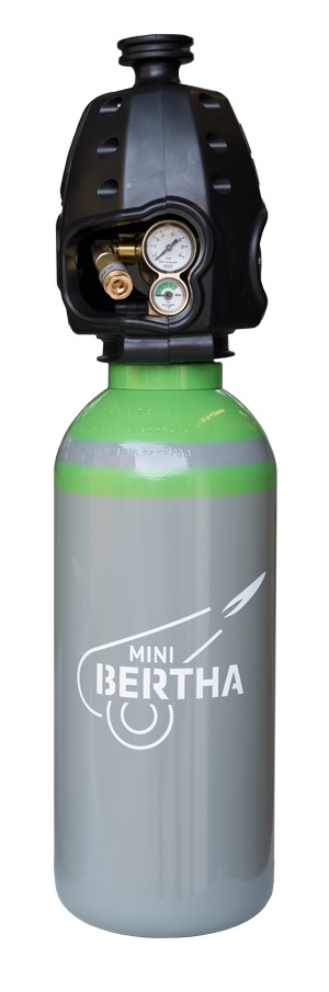 Opfyldning af 8 L 300 Bar Argonmix 82/18 Mini Bertha ejendomsflaske